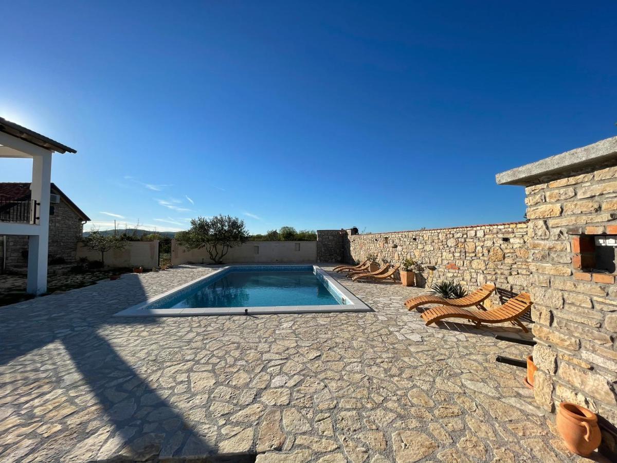 Villa Maslina Saric Devrske Extérieur photo